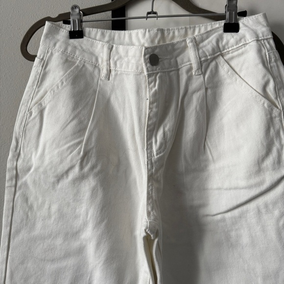 Astylish | NWOT Classic High Waist Baggy Slouchy Boyfriend Jeans in White Size 4 - Picture 7 of 11